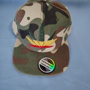 Camouflage Men's Cap with Embroidered Leaf Design